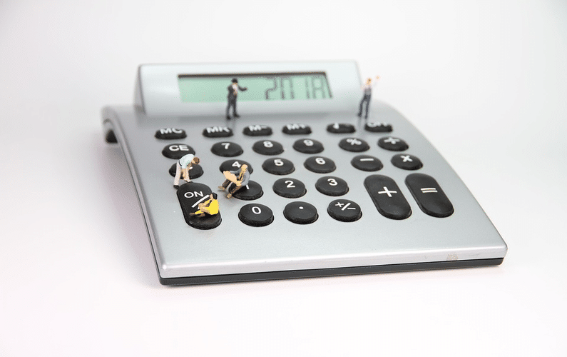 calculator with small figures | small business | Peace Evolution